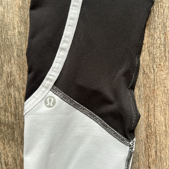 Lululemon leggings - Picture 10 of 14